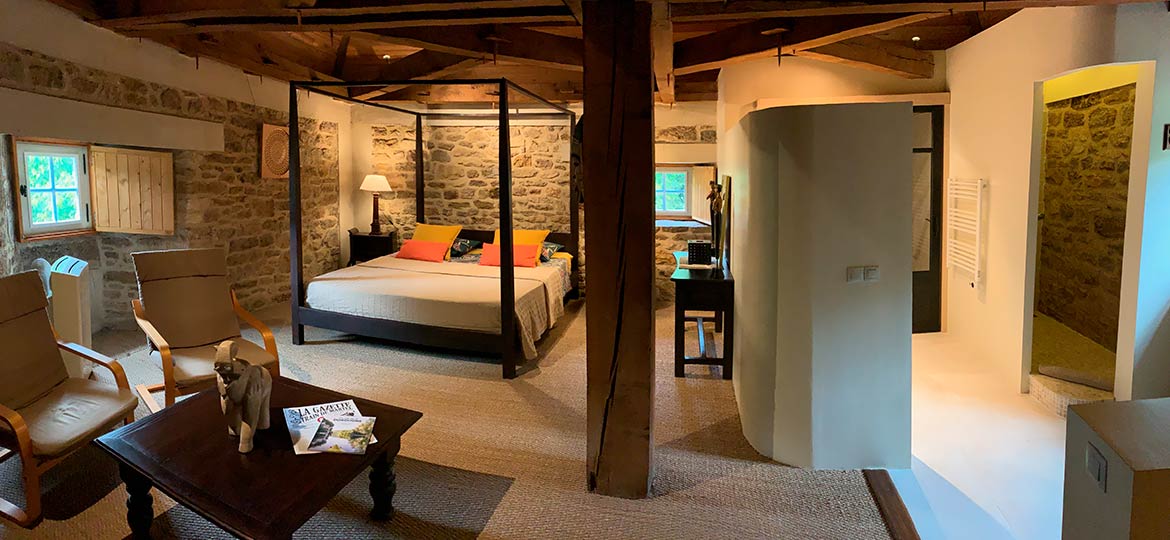 La Chambre de la Tour du Moulin du Boisset